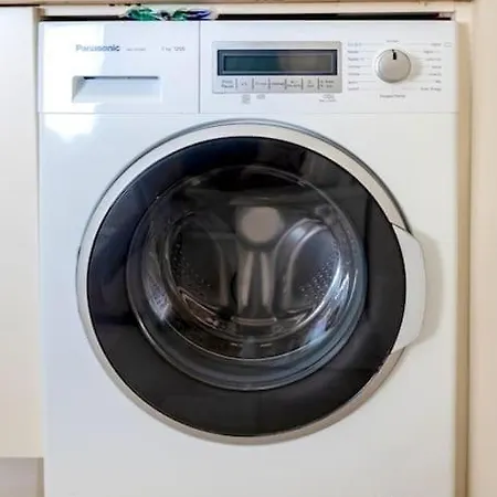 First Line Ocean View شقة